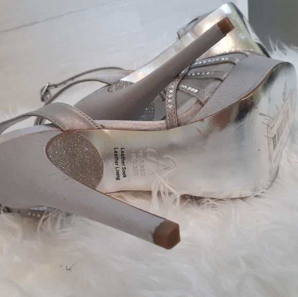 Adrianna papell rhinestone stilettos shoes 8.5 - Picture 3 of 8